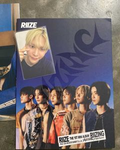 RIIZE ALBUM WITH PHOTO CARD