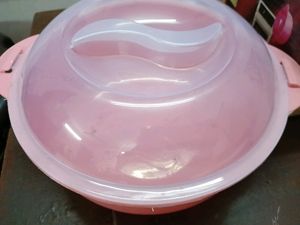 CASSEROLE SET AND 2 JARS CONTAINERS