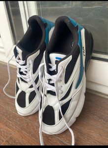 Fila Originals Sneakers Size 9 white and blue