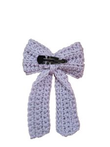 A Beautiful Crochet Hair Bow