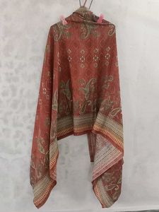 Vintage Paisley Print Shawl