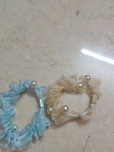 Pearl Detail Organza Scrunchie Set
