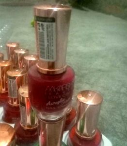 LOVE CITY nail enamel