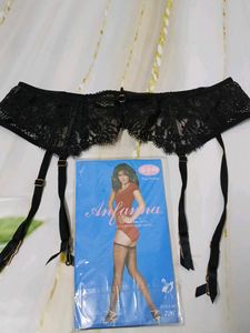 (1035)Vintage Black Lace Garter Belt