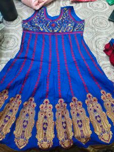 New Blue Embroidered Kurta Set in 38 bust