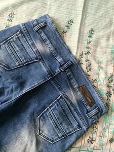 Women Dark Blue Jeans Trends