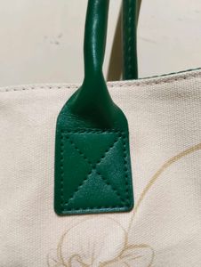 Stylish Tote Bag Totally New 10/10