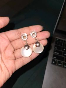Korean Pearl Earring