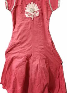 Floral Embroidered Kurta