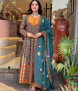 Elegant Printed Kurta Set