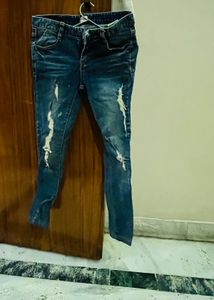 Distressed Denim Jeans 28 size