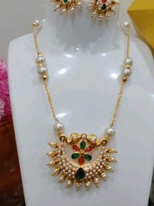 Pearl Necklace &amp; Earring Set