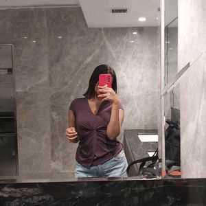 Shein&#39;s Front Ruched Top