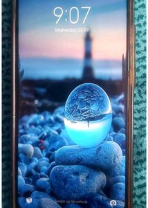 4G Phone  with Abstract Ocean Design