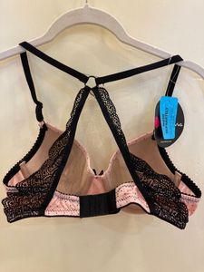 Clovia Level 1 Push-Up Underwired Demi Cup Polka P