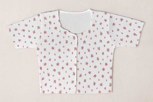 Trendy White Floral Design Fitted Top