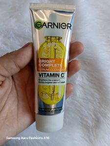 Garnier Vitamin C Serum Cleanser