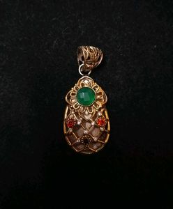 Victorian Style  Pendant For Women