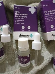 the derma co face serum