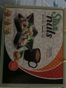 4 Pcs.Cup And 2 Piatter