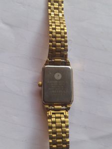 Citizen Golden Watch Not Working