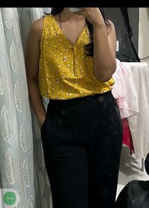 Dressberry Floral Top