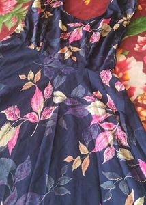 6 Kurti With 1 Legging