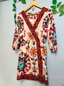 Chinese Dress  Perfectly For Beaches 🍒
