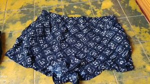 I. 4 SHORTS IN JUST 99