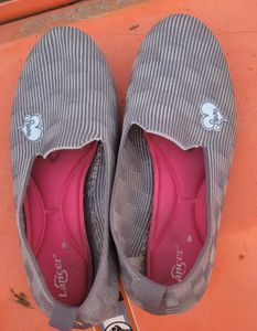 Striped Lancer Casual Shoes