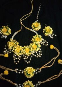Floral Haldi Jewelry Set