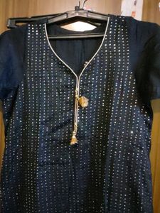 Kurti Dazzling