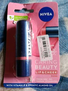 Nivea Lip & Cheek Tint ( Rose)