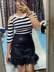 Set of 2 shoulder fitted top and leather skirt