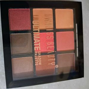 4 Eyeshadows For Just 1000