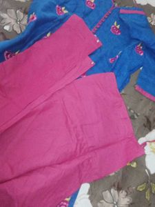 Floral Embroidered Kurta