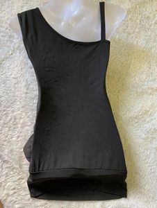 Chic Black One-Shoulder Dress