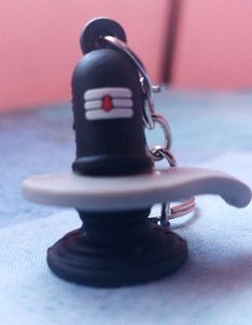 SHIVLING KEYCHAIN IN GOOD CONDITION