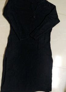 Ladies Black Colour Woolen Kurti