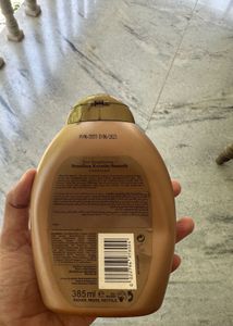 OGX Brazilian Keratin Smooth conditioner