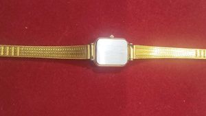 Leumas Vintage Gold Watch