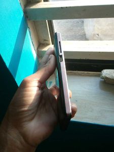 Lyf Dead Phone