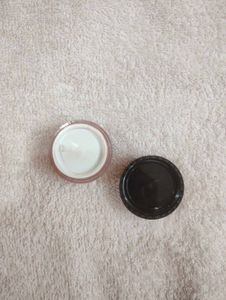Swiss Beauty Cream n&#39; Tint. Shade: Cinnamon