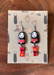 No Face Dangle Earrings