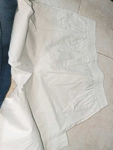 White Leggings with Lace