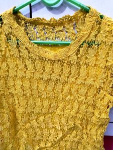 Non See through Textured Top