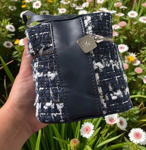 Hera Box Mini Sling Bag