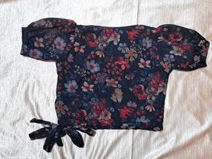 Beautiful Floral Print Crop Top