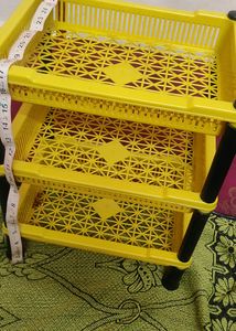 New Looking Plastic Tray