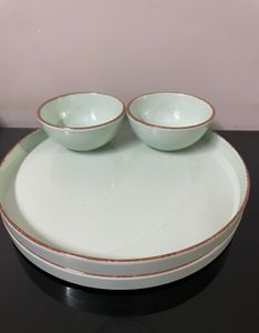 Dinnerware Set - Green